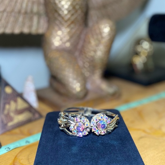 Vintage Crystal Bracelet - Picture 4 of 6